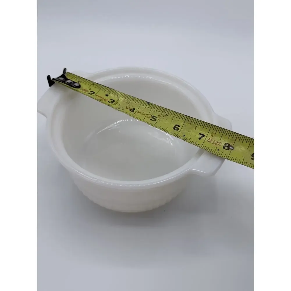 Vintage Anchor Hocking Fire King Oven 1 QT White Ribbed Casserole Dish Bowl 1436